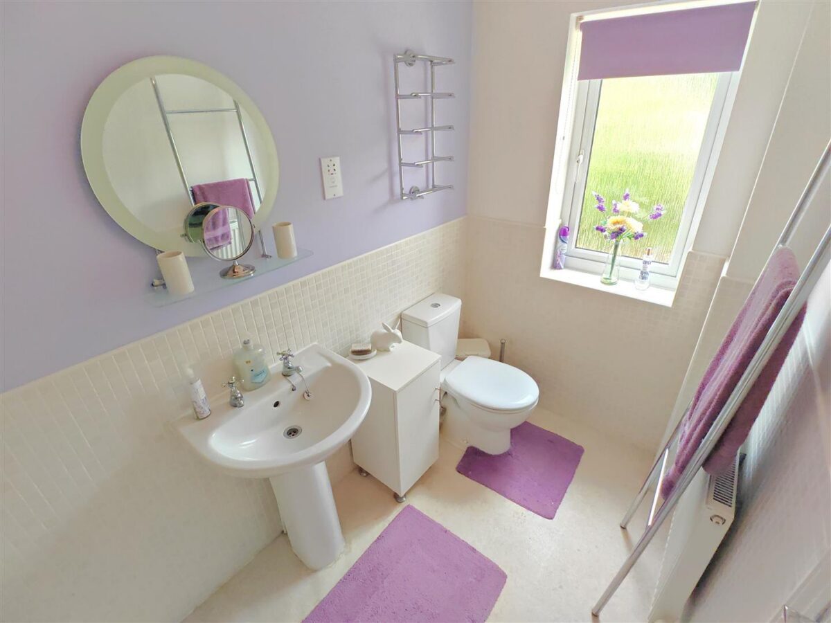 Lark Close, Corby