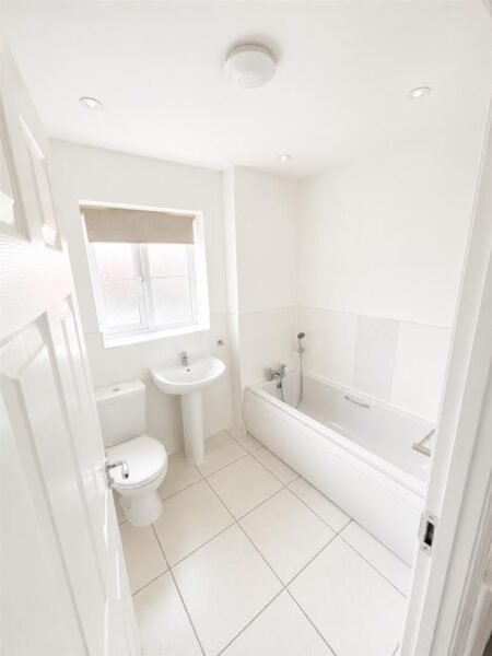 Woburn Close, Corby