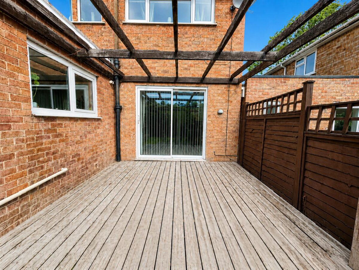 Honiton Gardens, Corby