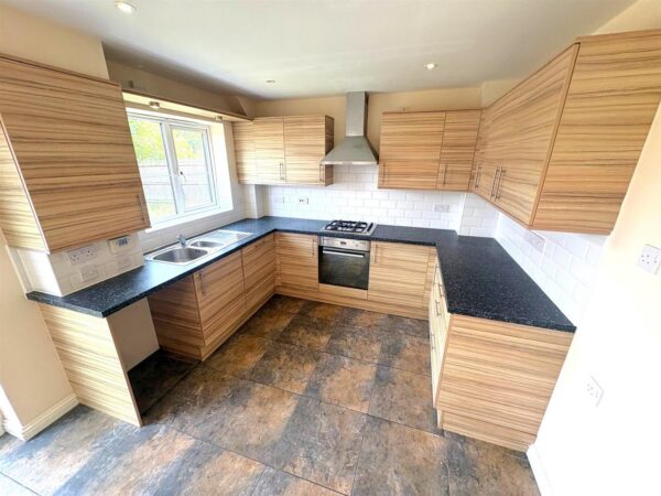 East Glebe Close, Corby