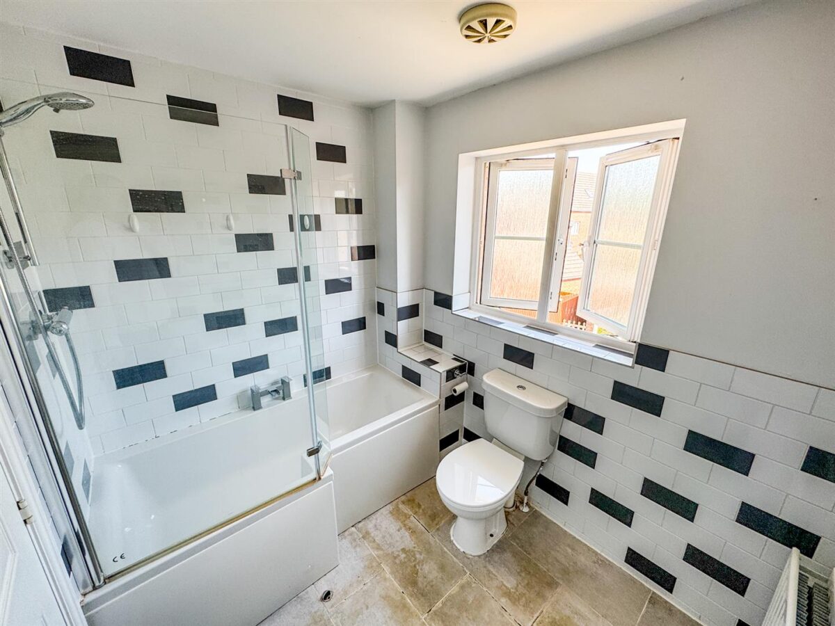 Wren Close, Corby