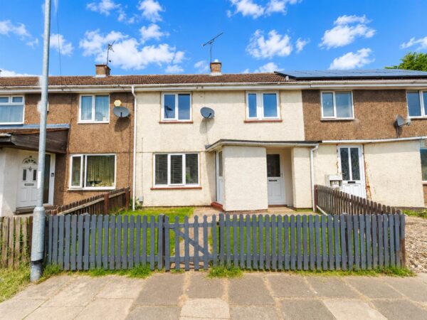 Landseer Court, Corby