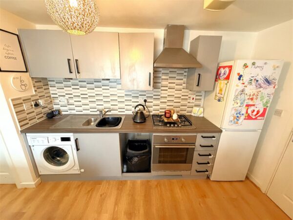 Pascal Close, Corby