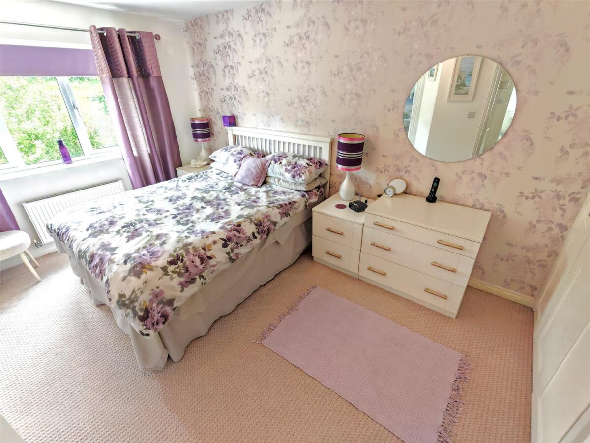 Lark Close, Corby