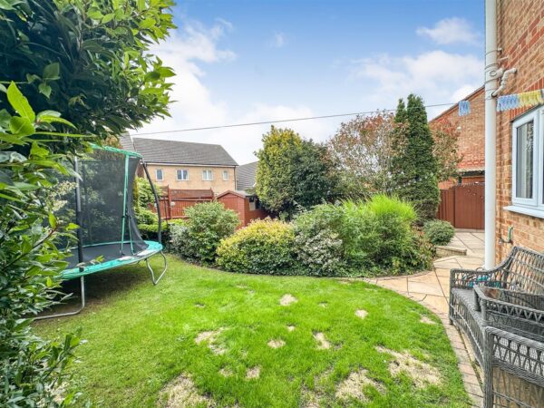 Applegarth Close, Corby
