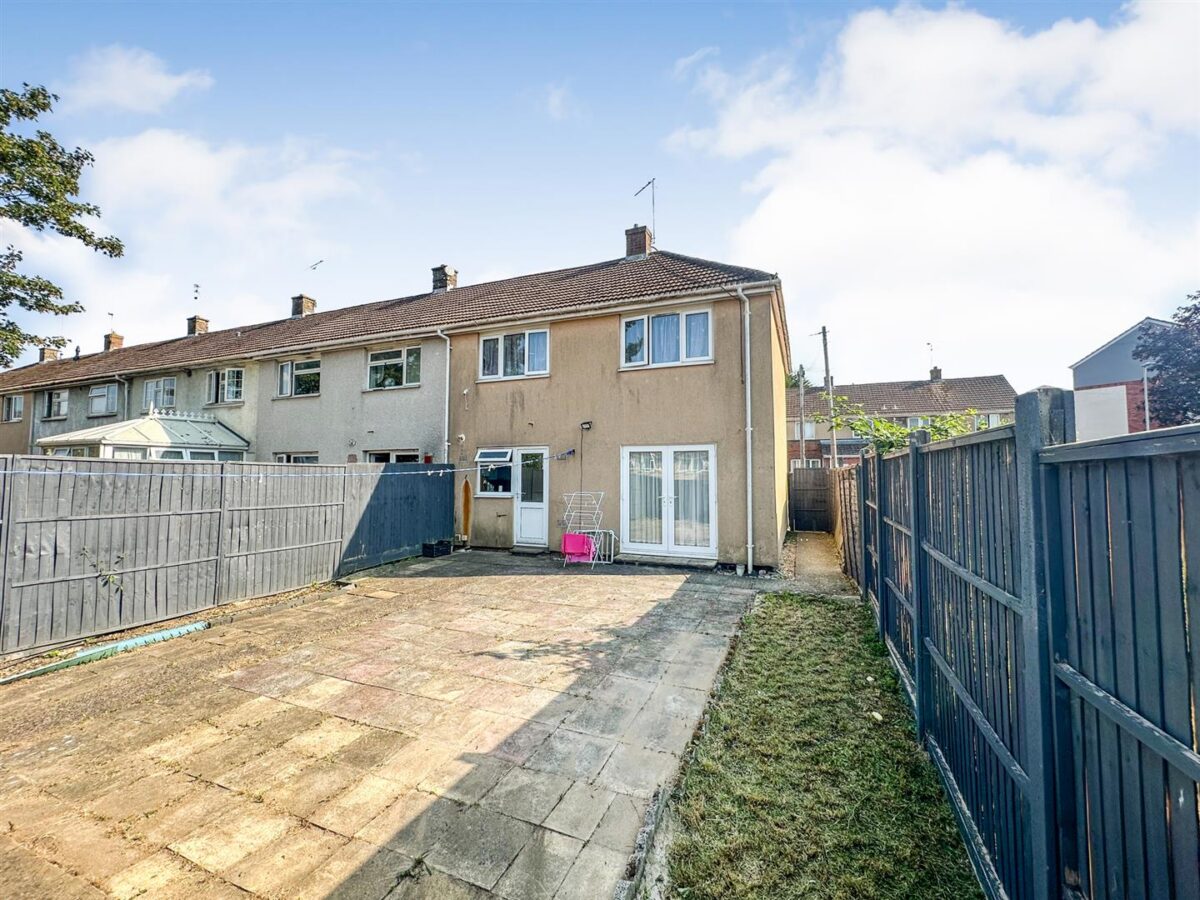 Buckfast Square, Corby