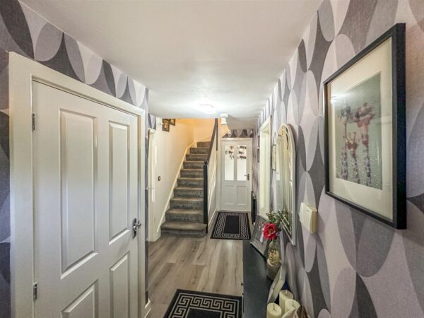 Lyveden Way, Corby