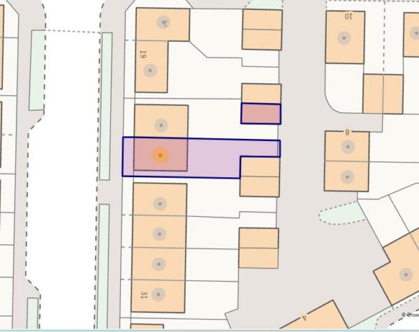 The Avenue, Corby