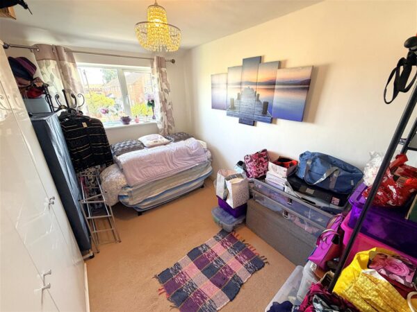 Cransley Gardens, Corby