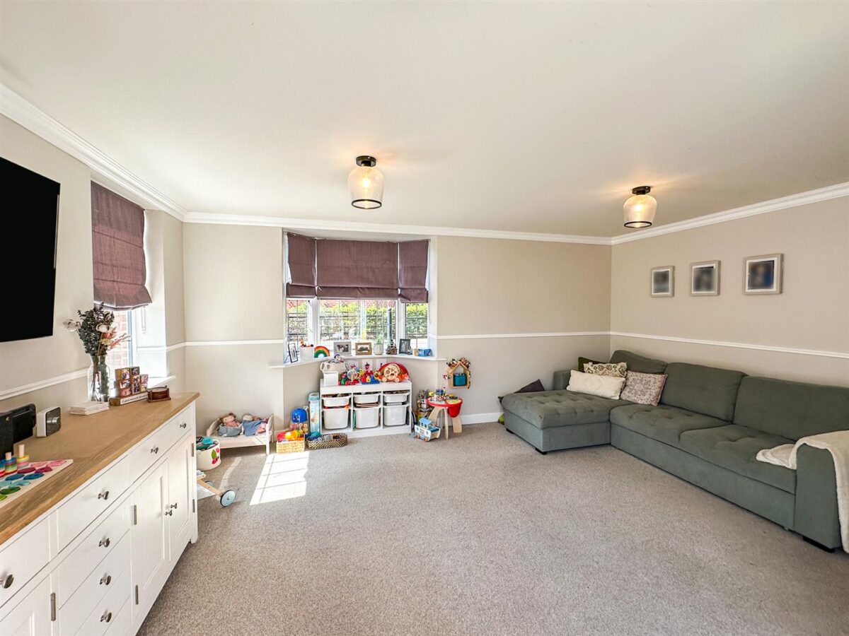 Leys Close, Corby