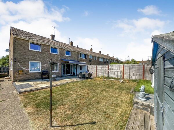 Thurso Walk, Corby
