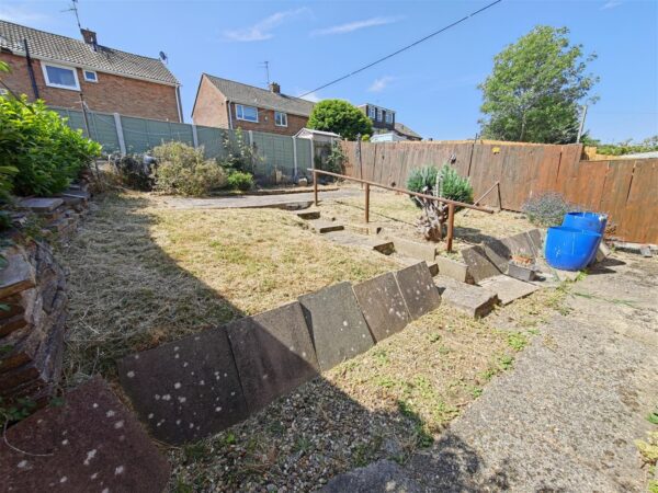 Birch Avenue, Corby
