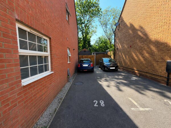 Outfield Close, Great Oakley, Corby