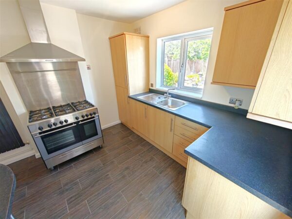 West Glebe Road, Corby
