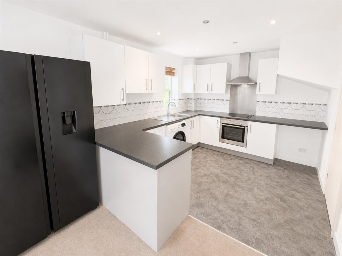 Outfield Close, Great Oakley, Corby