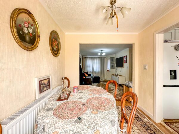 James Watt Avenue, Corby
