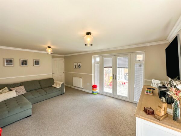 Leys Close, Corby