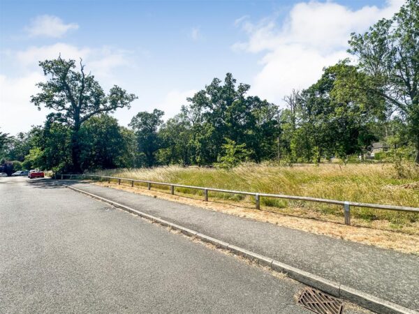 Ripley Walk, Corby