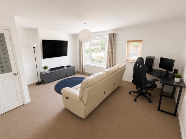 Fairlight Court, Corby
