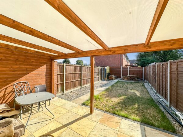 James Watt Avenue, Corby
