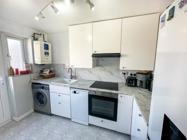 Waltham Close, Corby