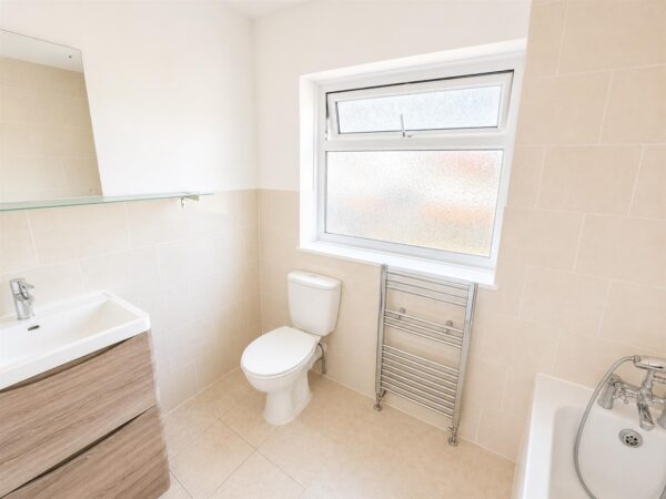 Helmsley Way, Corby