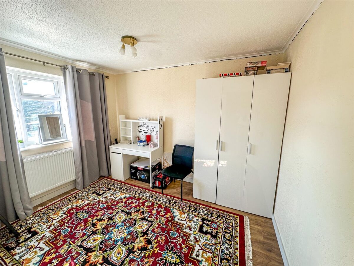 James Watt Avenue, Corby