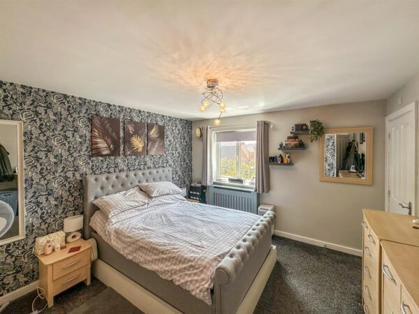 Lyveden Way, Corby