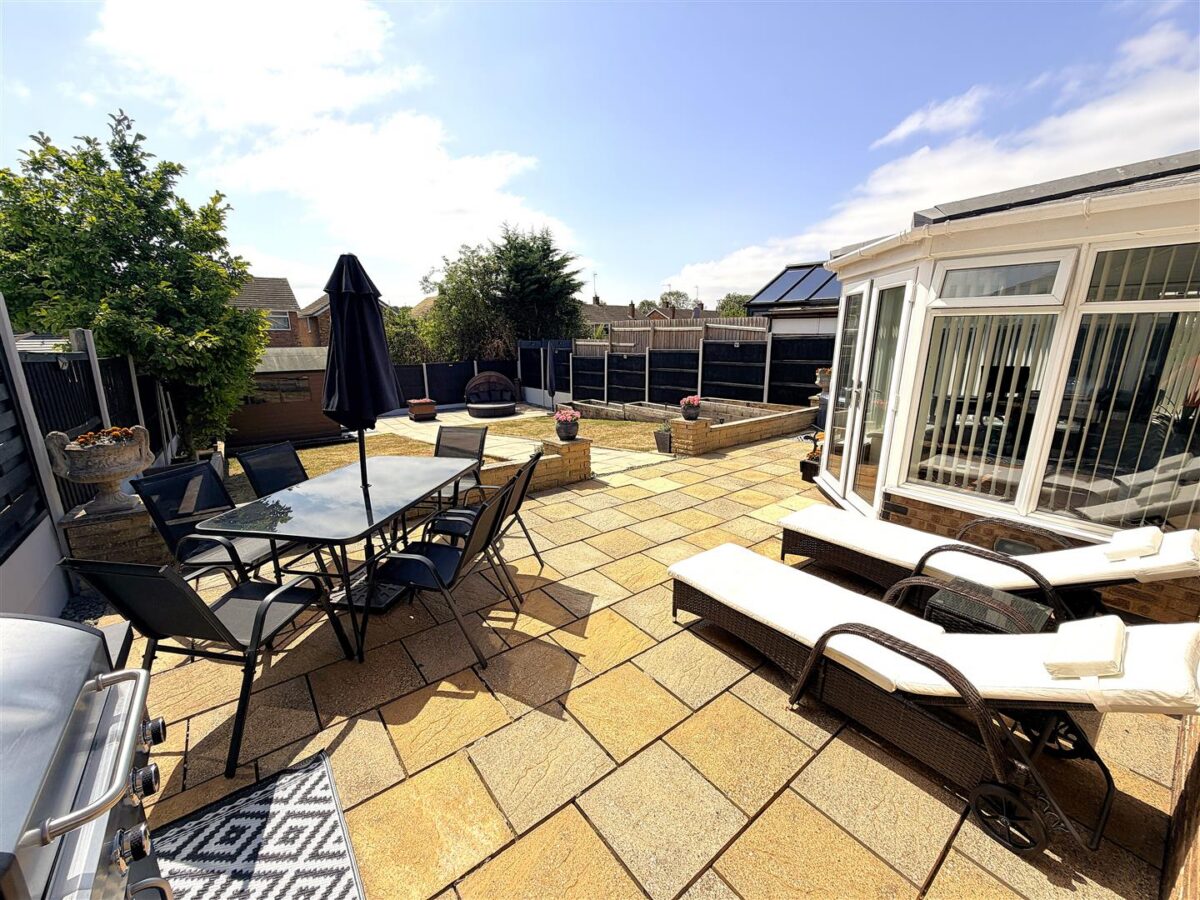The Lawns, Corby