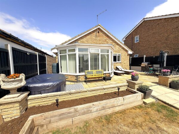The Lawns, Corby
