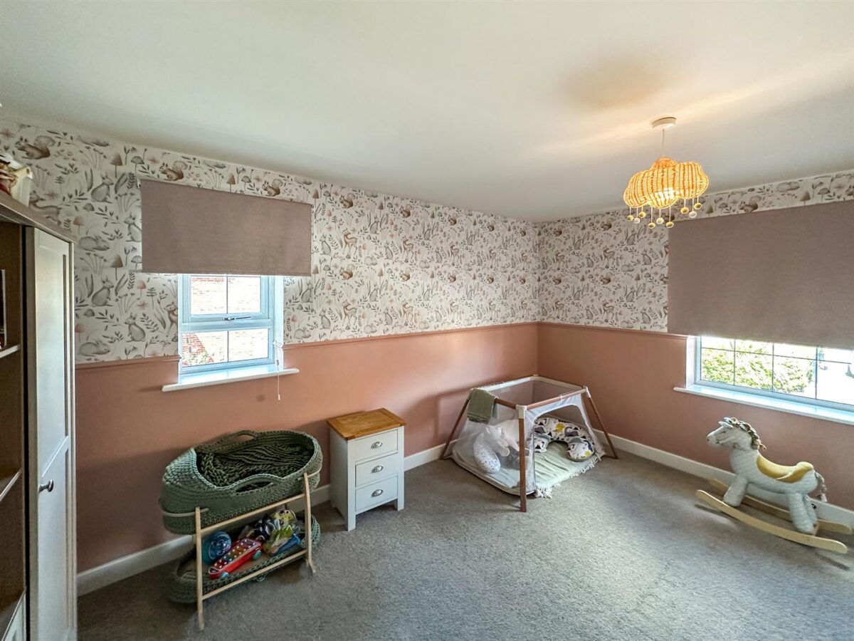 Leys Close, Corby
