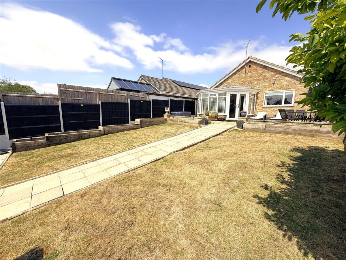 The Lawns, Corby