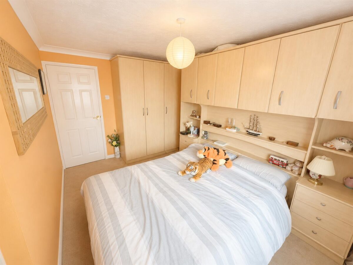 Applegarth Close, Corby