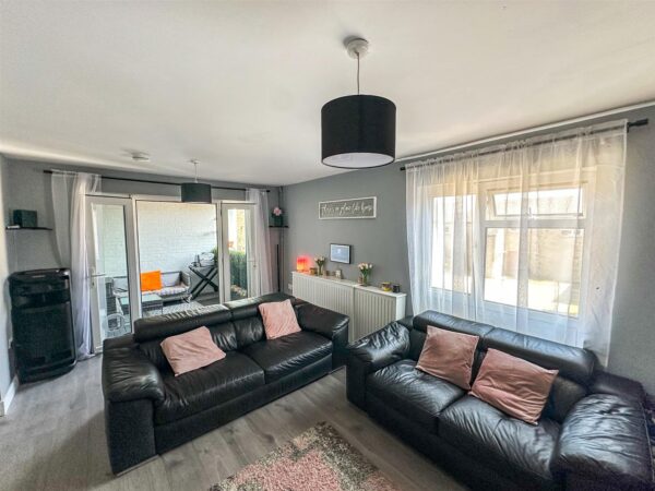 Ripley Walk, Corby