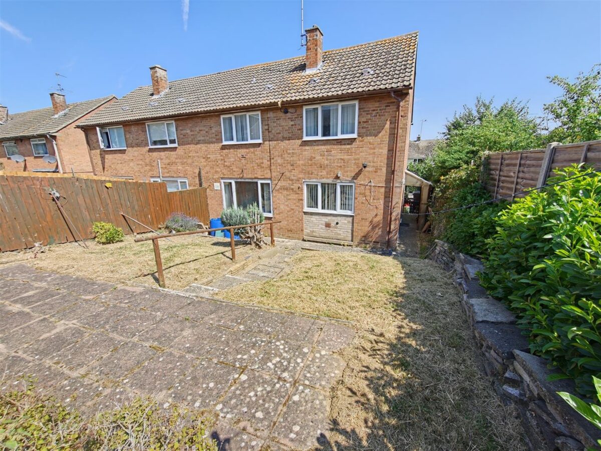 Birch Avenue, Corby