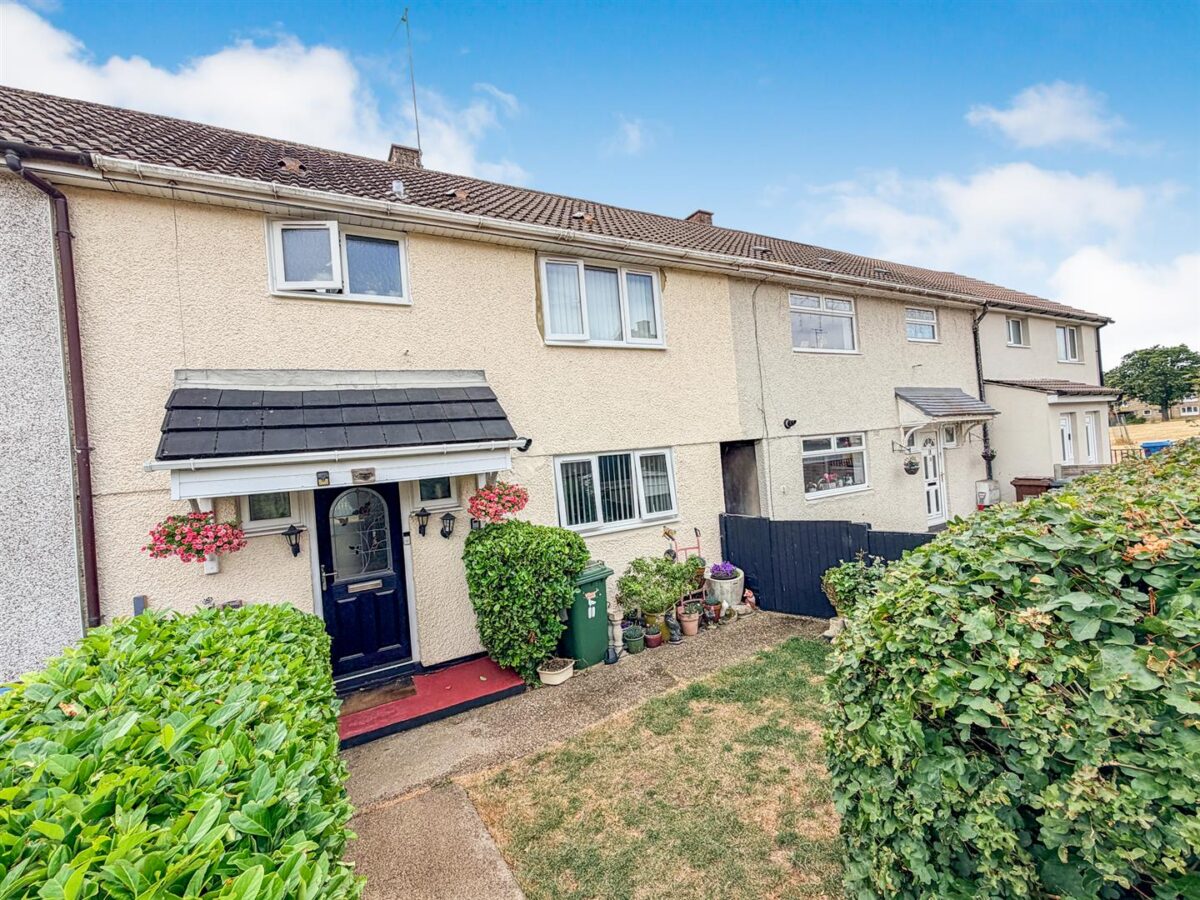 Helmsley Way, Corby