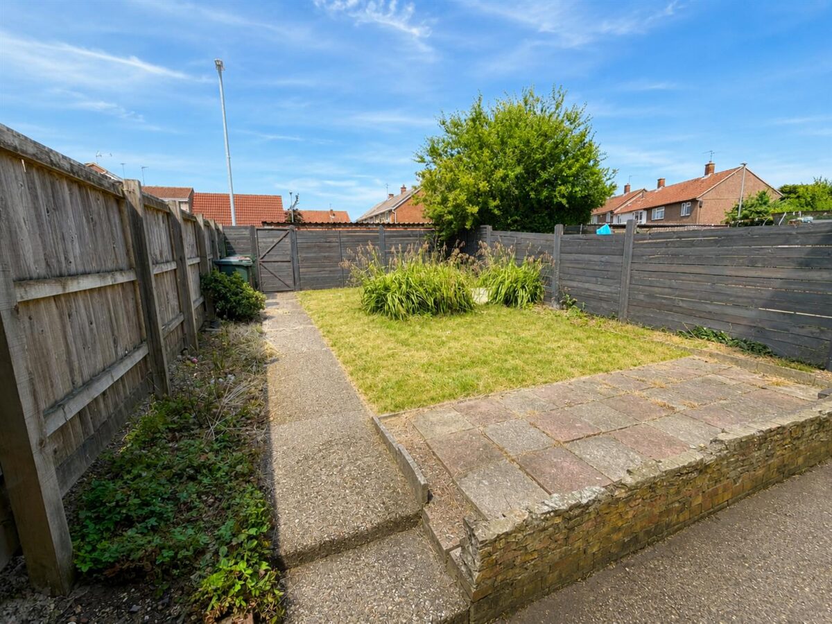 Helmsley Way, Corby