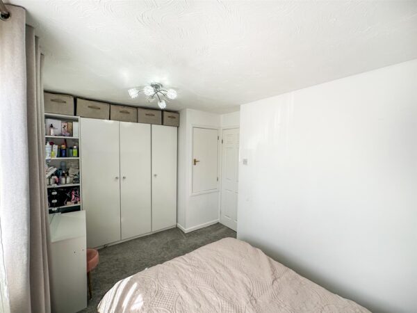 Waltham Close, Corby