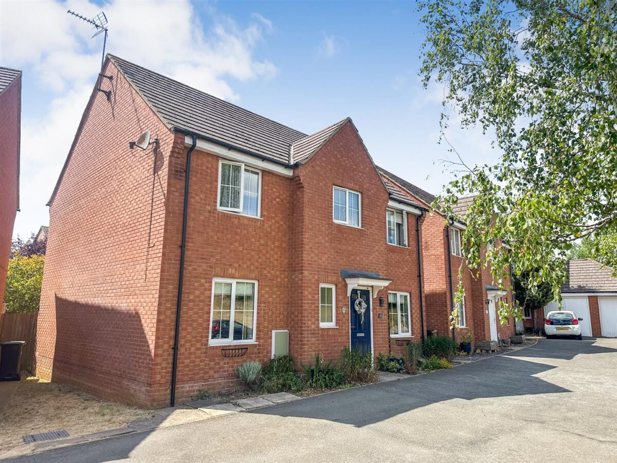 Lyveden Way, Corby