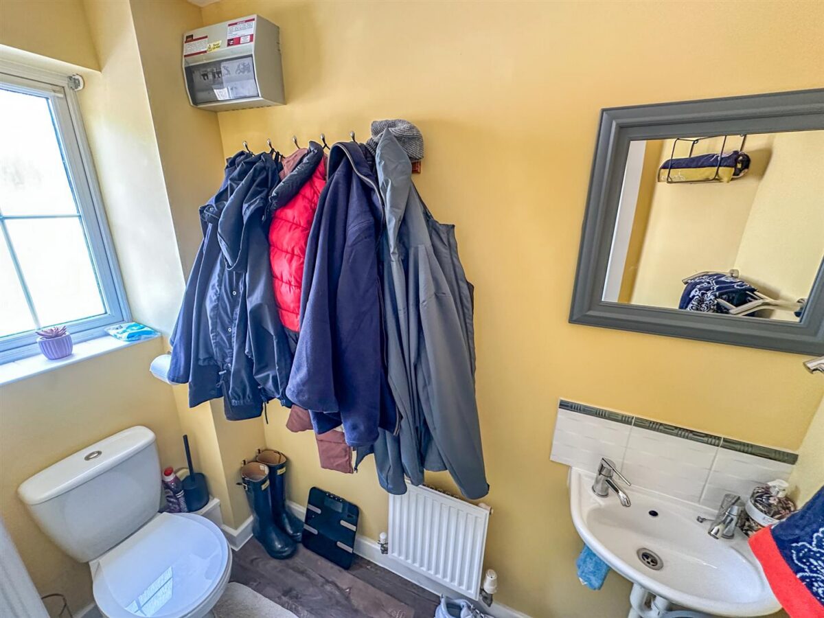 Lyveden Way, Corby