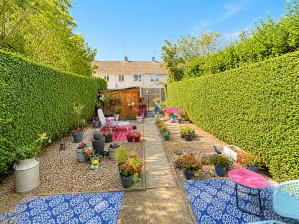 Cransley Gardens, Corby