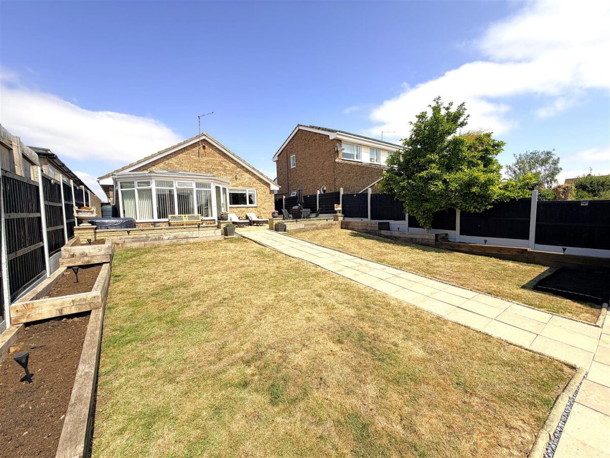 The Lawns, Corby