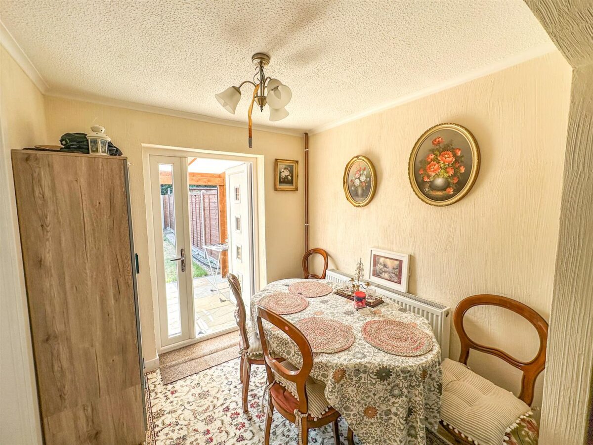 James Watt Avenue, Corby