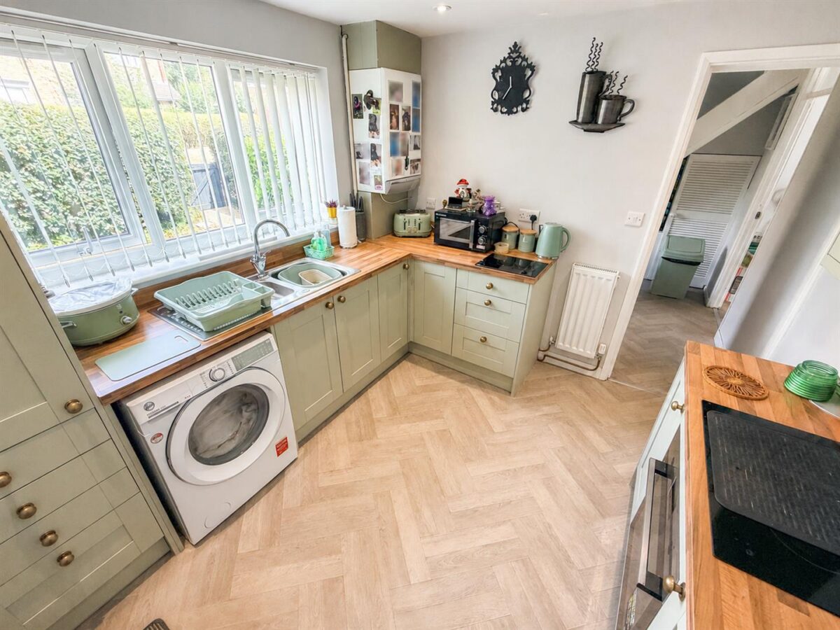 Helmsley Way, Corby
