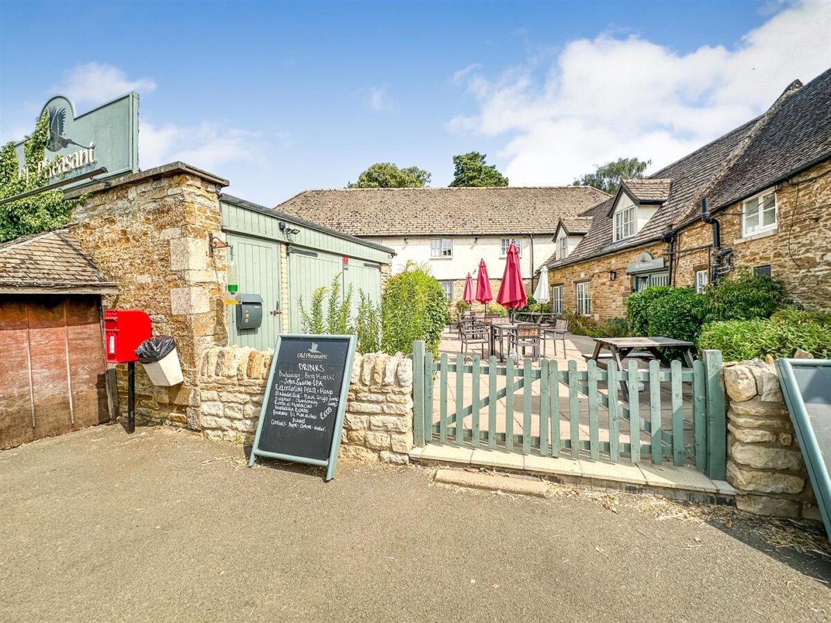 Main Road, Glaston, Oakham