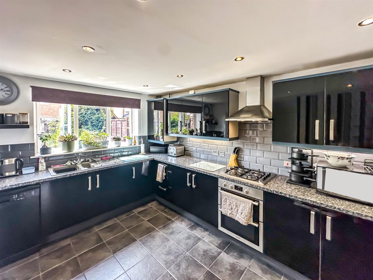 Lyveden Way, Corby