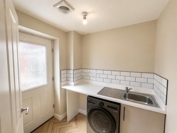 Leys Close, Corby
