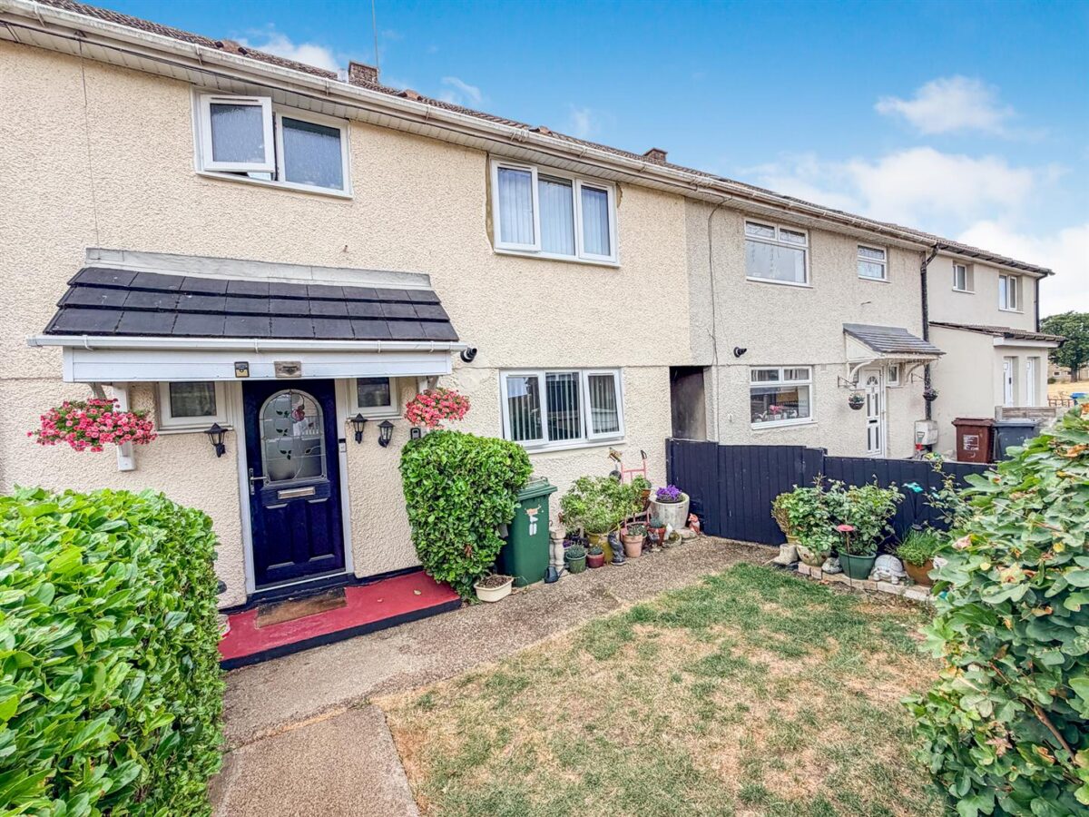 Helmsley Way, Corby