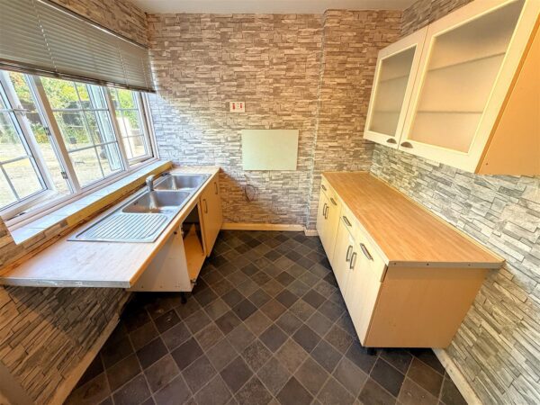 Stephenson Way, Corby