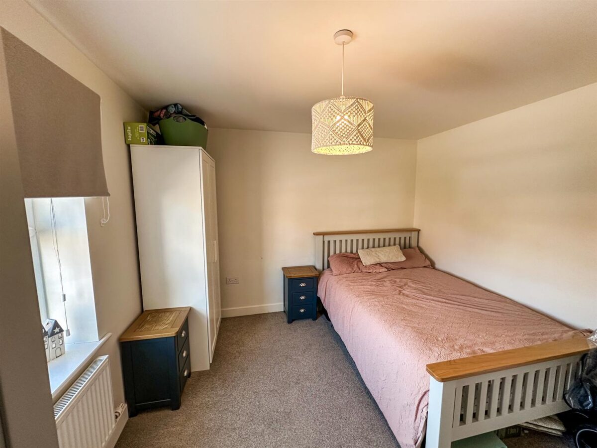 Leys Close, Corby